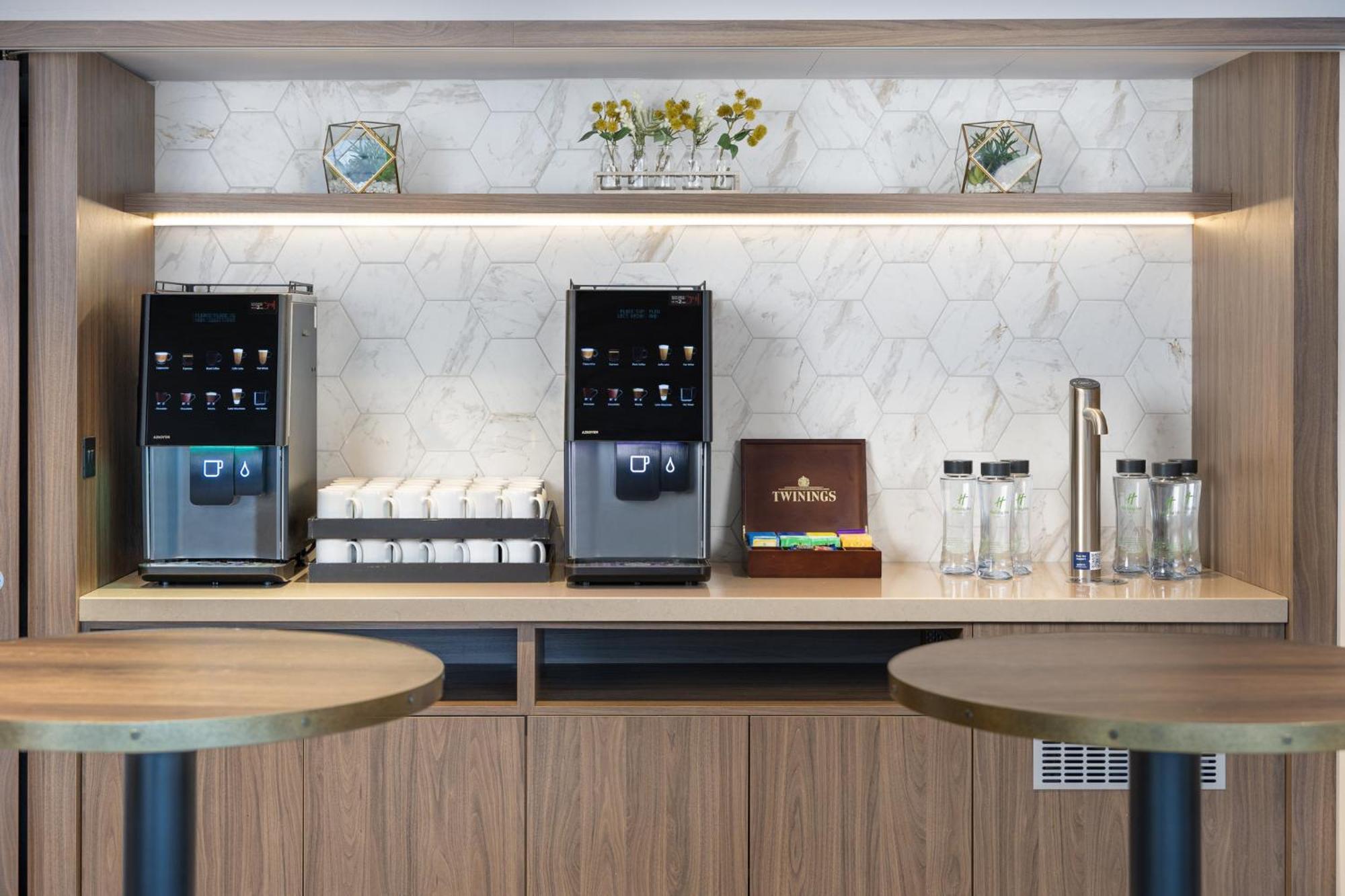 Holiday Inn London Gatwick - Worth By Ihg Κρόουλι Εξωτερικό φωτογραφία