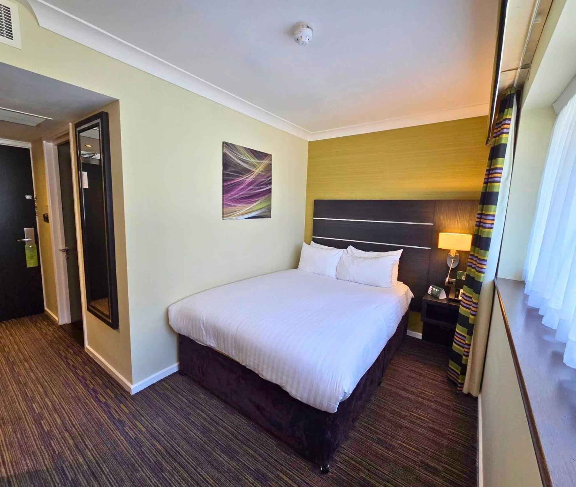 Holiday Inn London Gatwick - Worth By Ihg Κρόουλι Εξωτερικό φωτογραφία